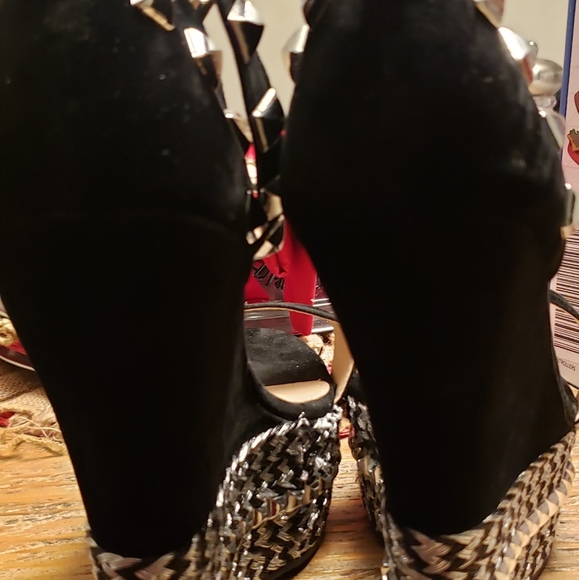 Wedges - Picture 3 of 3